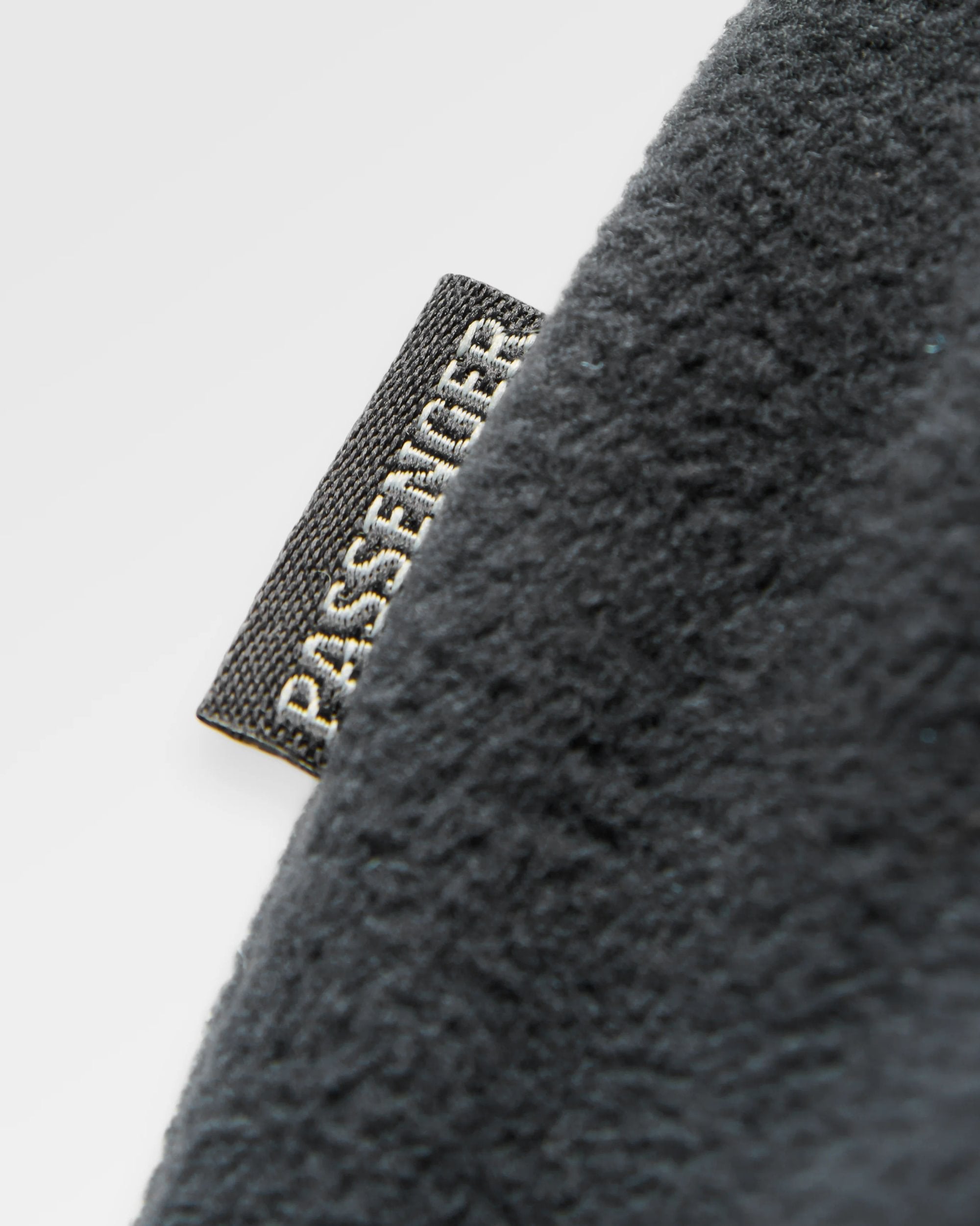 Set Off Polartec® 1/4 Zip Fleece - Strata Swirl Black - Flatlay