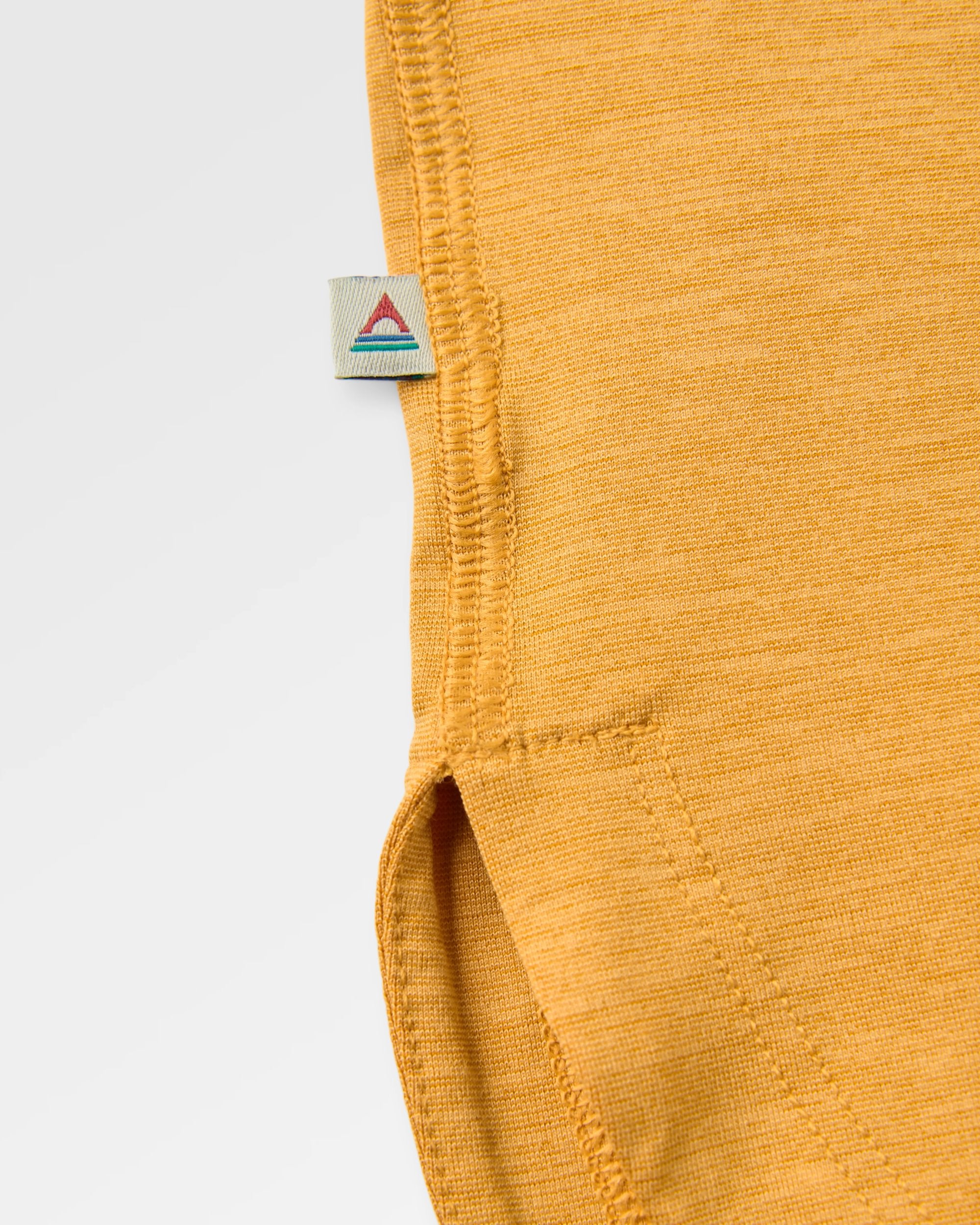 Sunvale Lightweight UPF50 LS T-Shirt - Spruce Yellow Marl - Flatlay