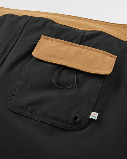 Cruiser NetPlus® Recycled 21" Boardshort - Black - Flatlay