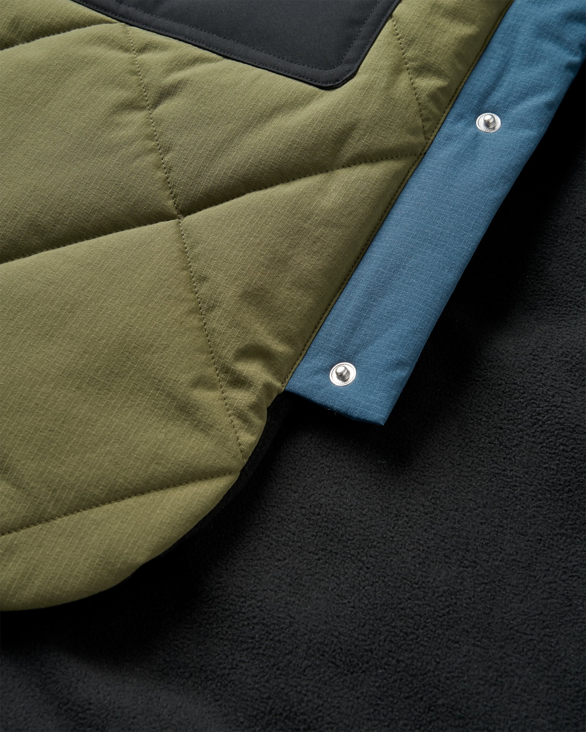 Campscape Recycled Fleece Lined Parka - Black/Khaki - Flatlay