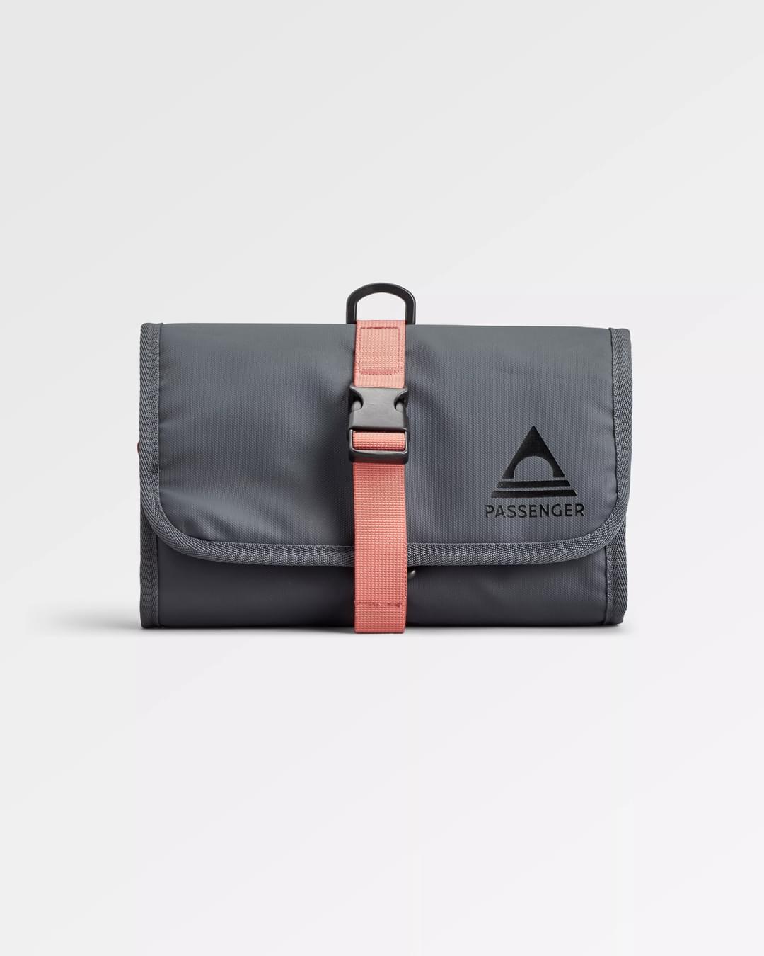 Drop Recycled Wash Kit - Charcoal - Flatlay