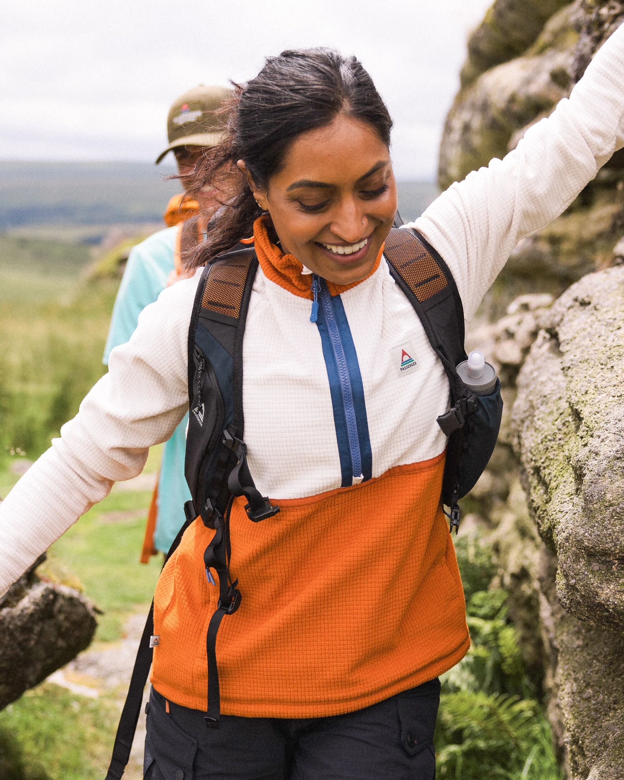 Off Trail Recycled Grid Polar Fleece - Birch/Sunset Orange - Lifestyle