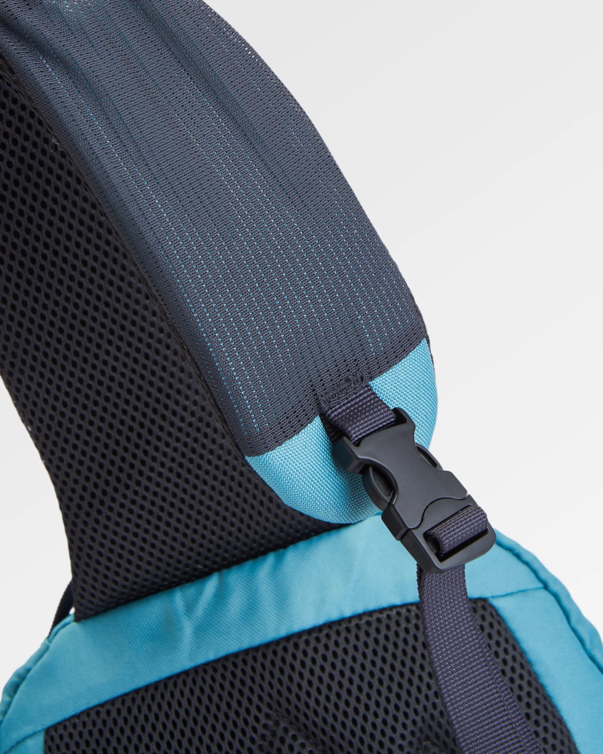 Boondocker Recycled Sling 8L - Arctic/Retro Orange - Flatlay