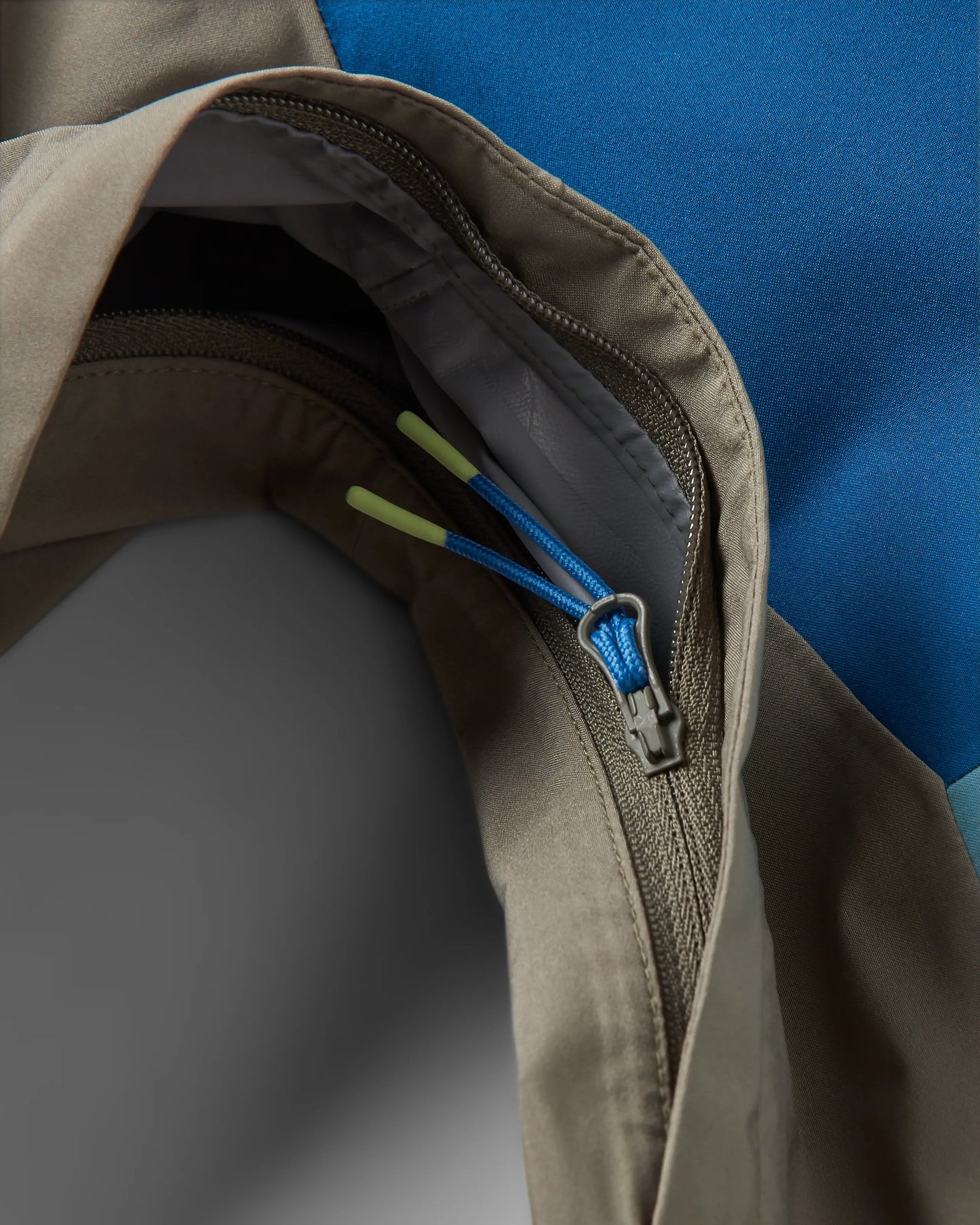 Downpour Recycled Waterproof Jacket - Tidal Blue/Arctic/Dusty Olive