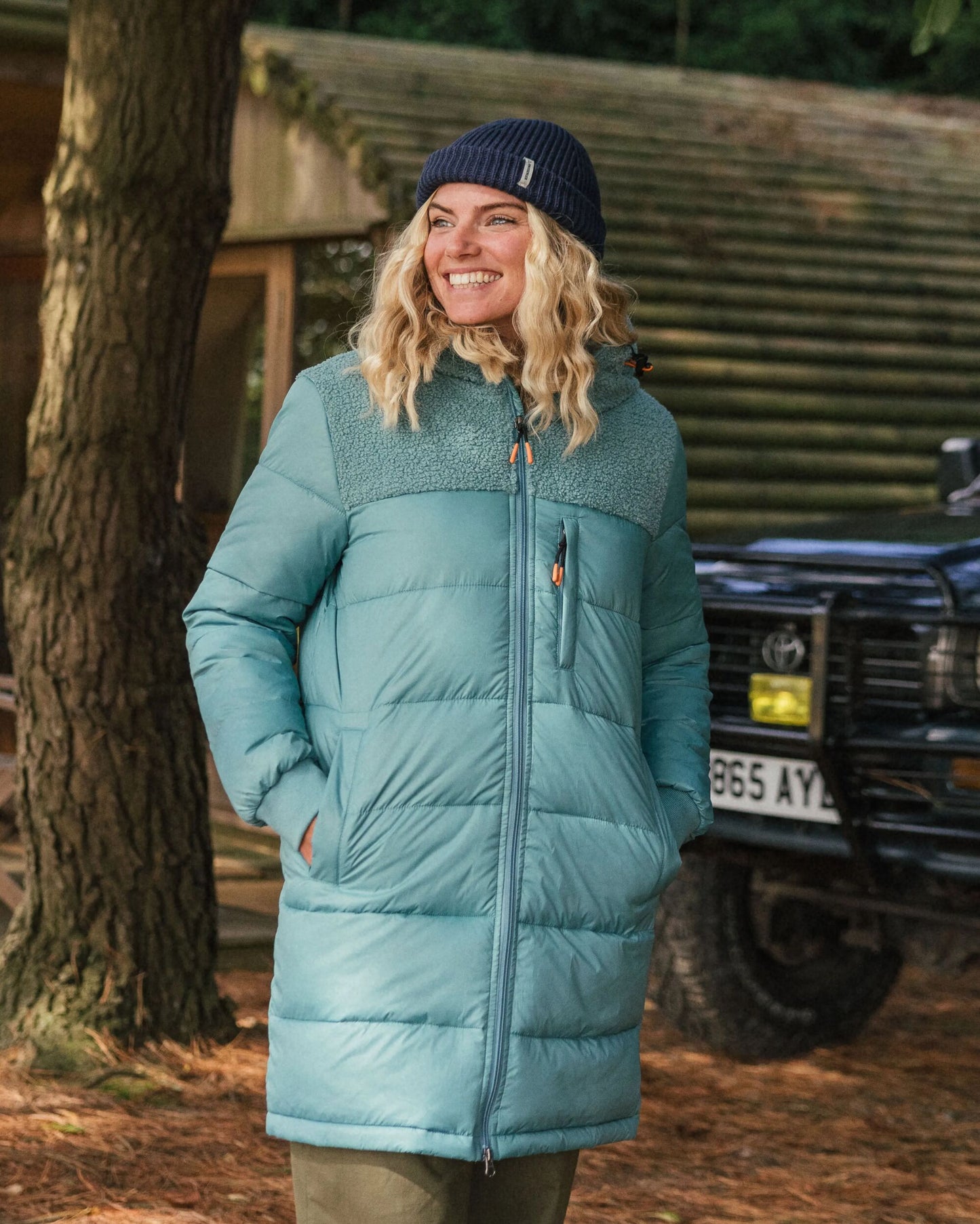 Elowen Hooded Recycled Insulated Jacket - Arctic