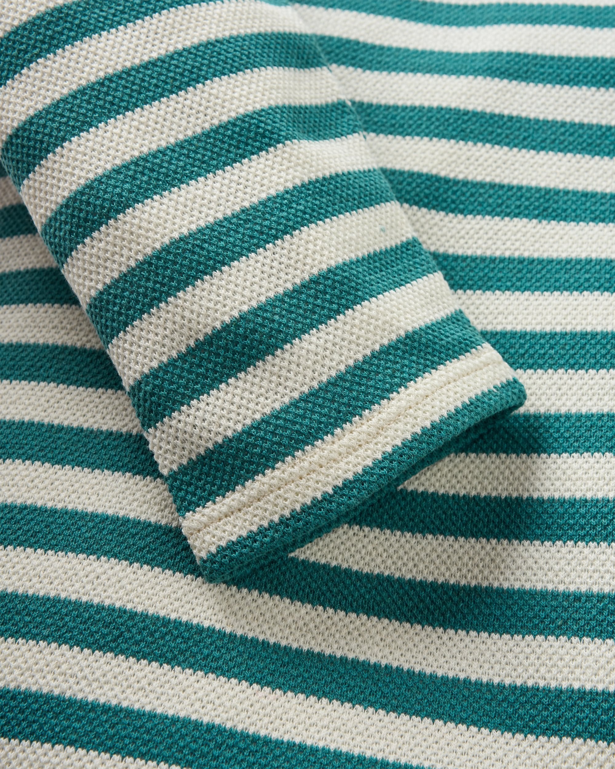 Panorama Striped LS T-Shirt - Arctic Stripe - Flatlay