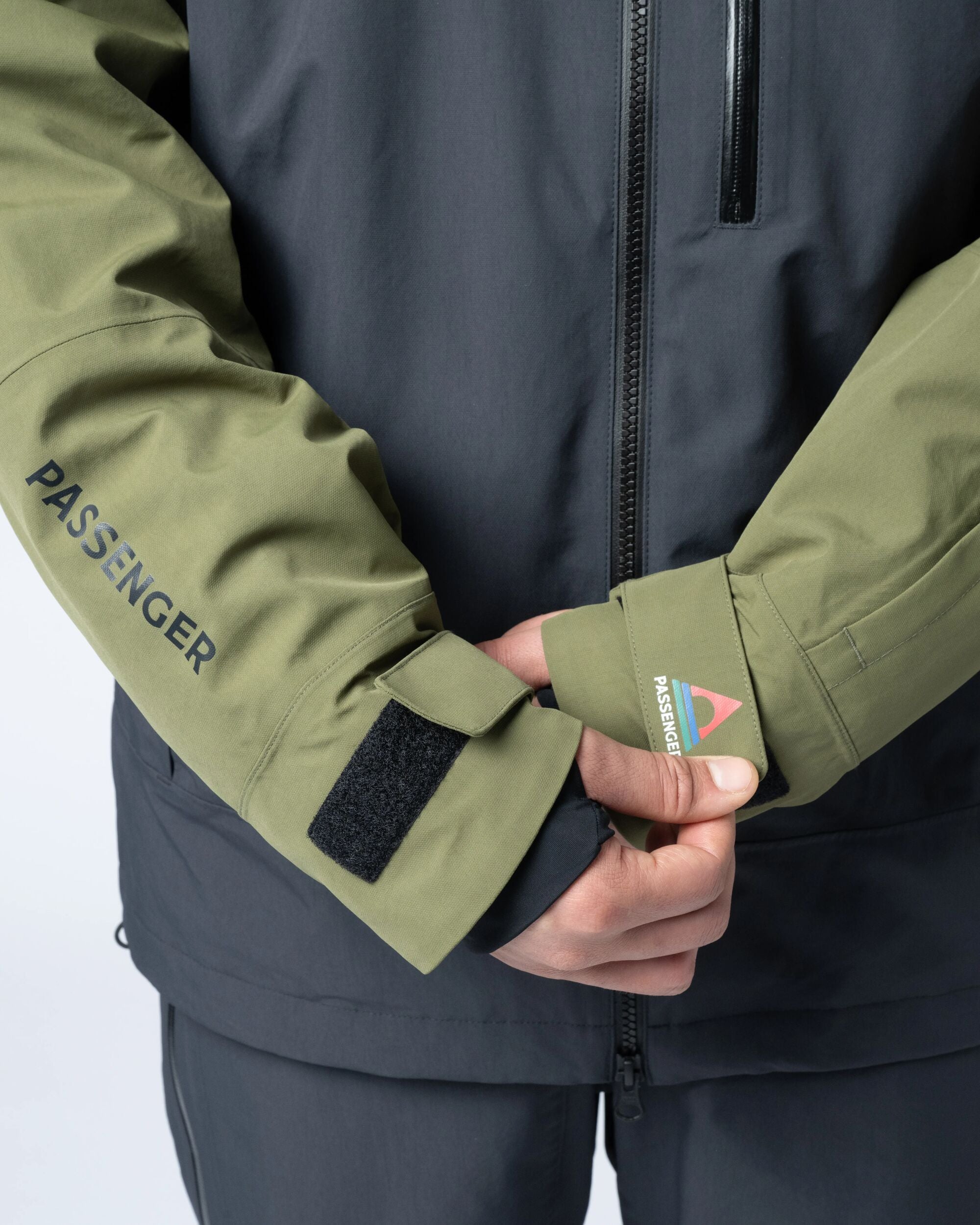 Snowscape Men's Recycled Jacket - Black - Flatlay