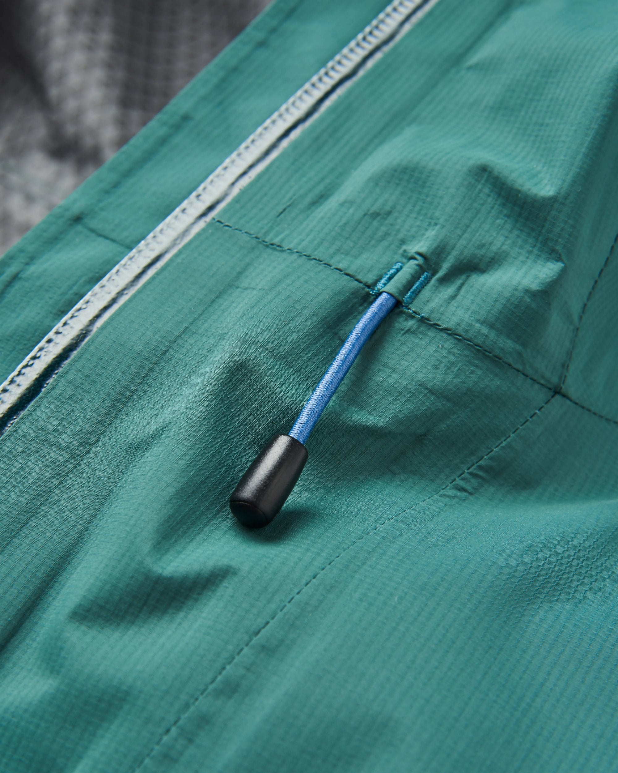 Trailscape Light Men's Recycled Waterproof Jacket - Deep Ocean - Flatlay