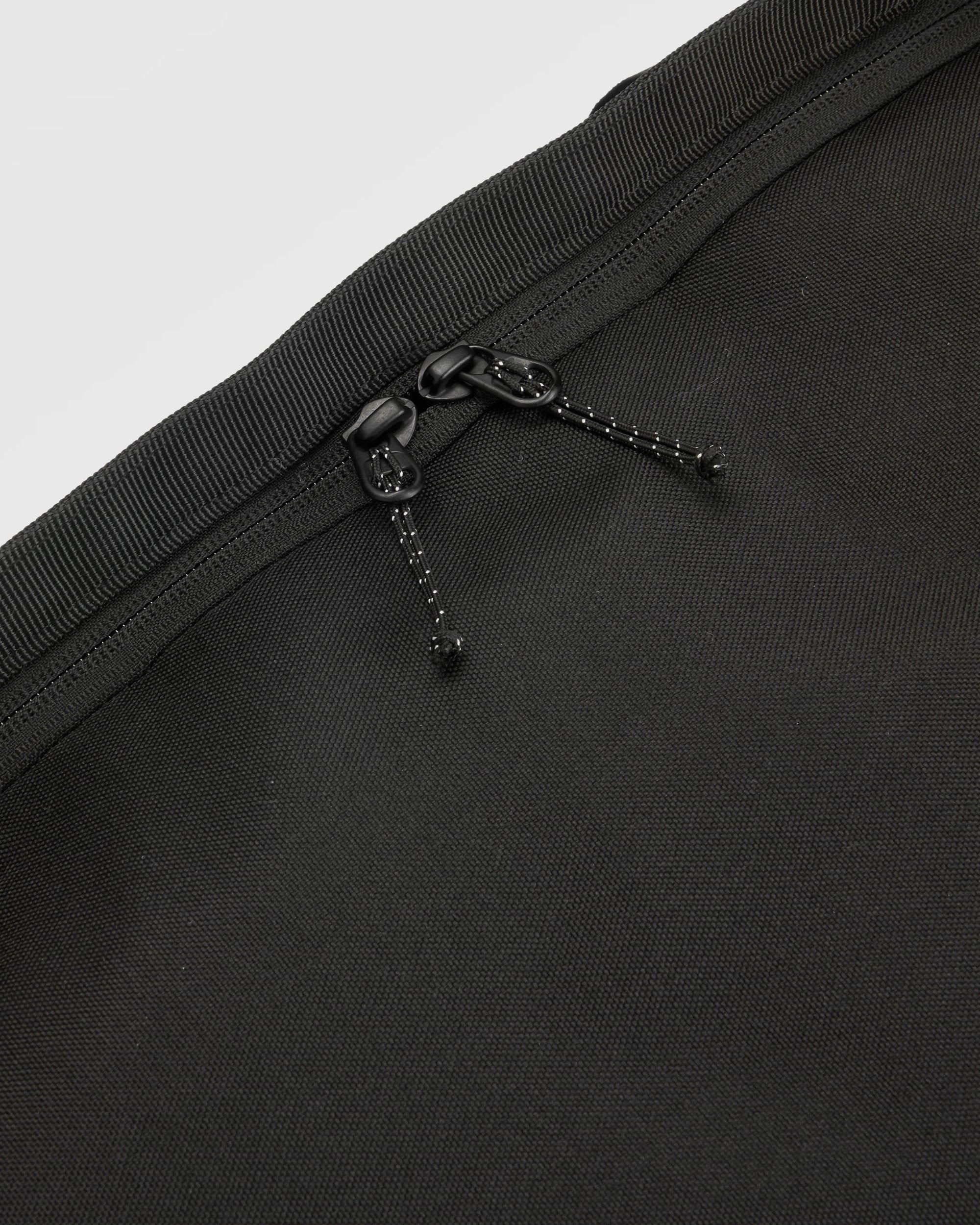 Boondocker Gear Tote 48L  - Black - Flatlay