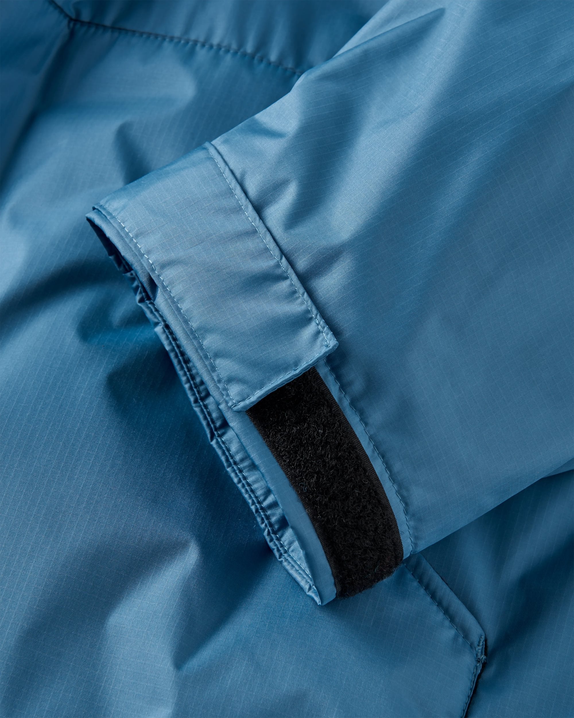 Escapism Recycled Sherpa Lined Changing Robe - Moonlight Blue - Flatlay