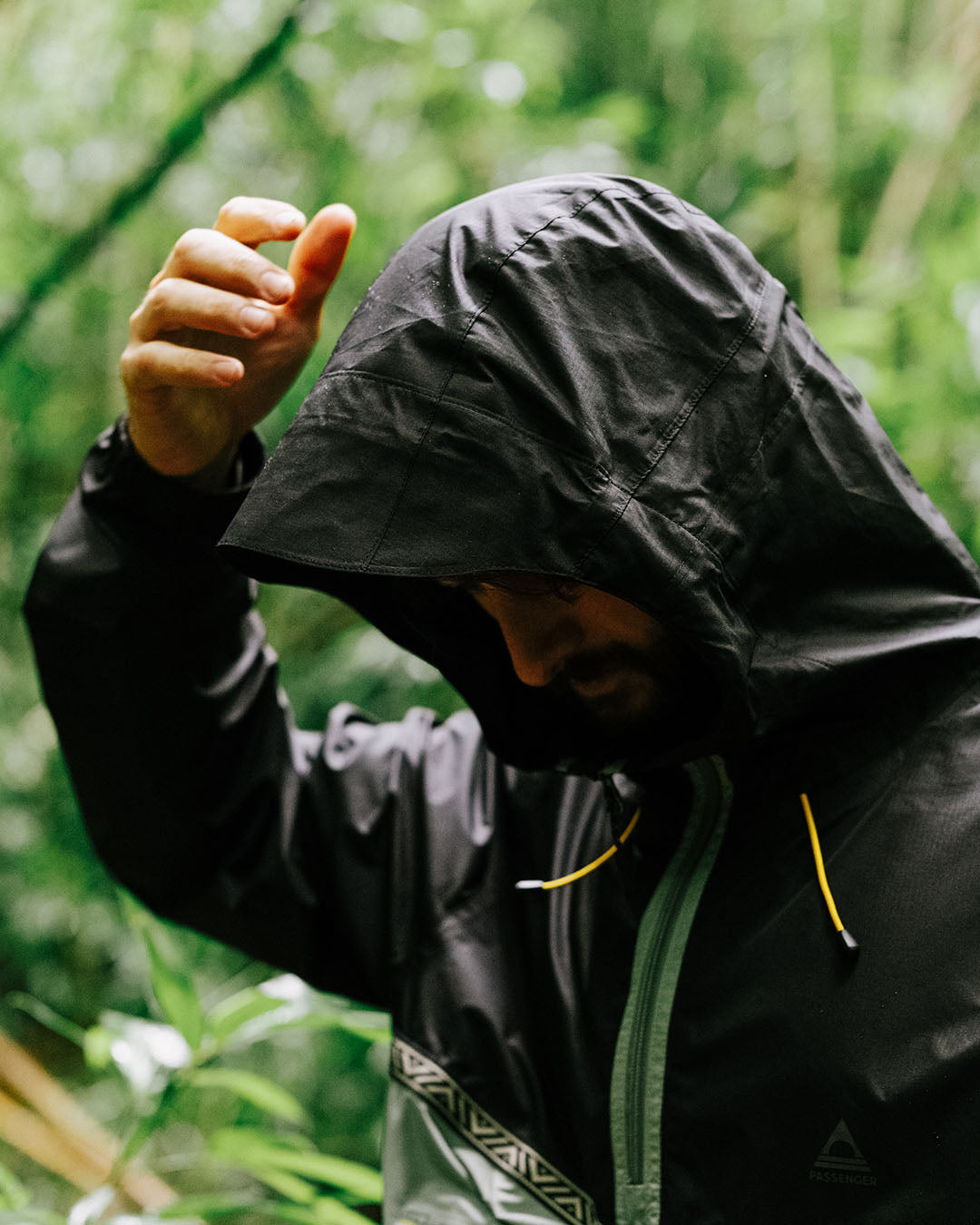 Flow 1/2 Zip Recycled Waterproof Jacket - True Black/Pistachio