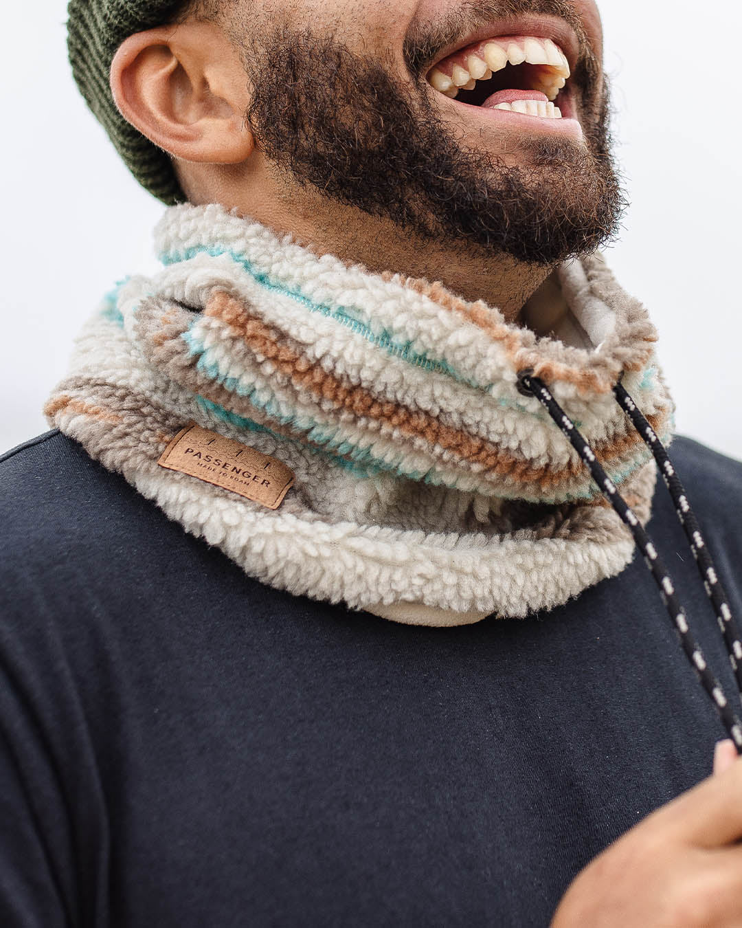 Male_Mulled Recycled Sherpa Fleece Snood - Warm Ivory Geo Pattern